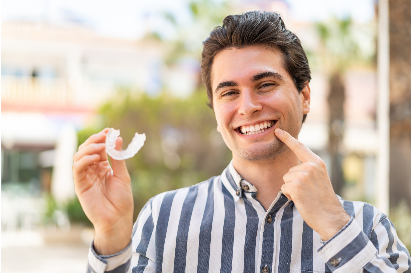 Invisalign for Adults in Wilmette, IL: Achieving a Confident Smile Without Metal Braces
